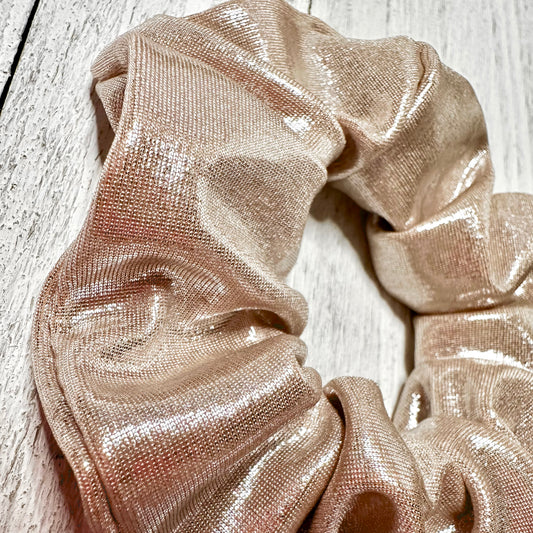 Chouchou métallique brillant rose doré