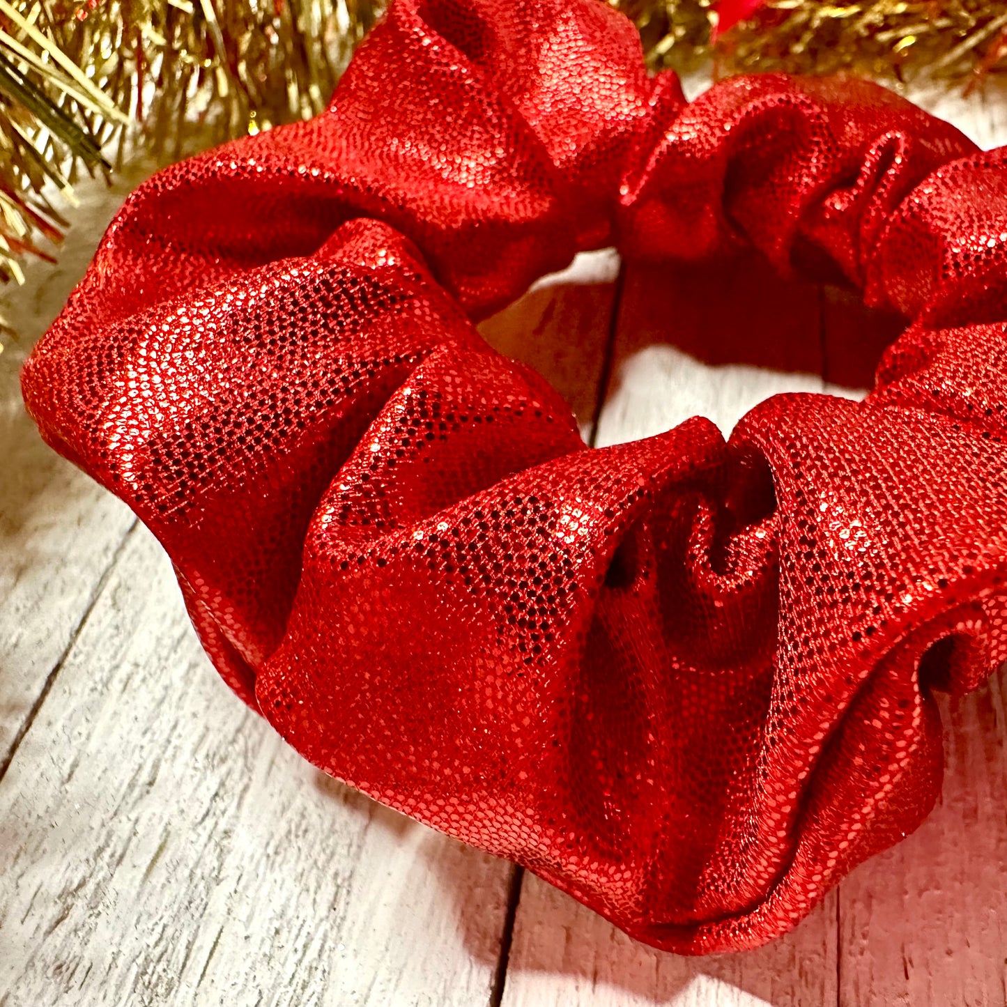 Chouchou rouge brillant à paillettes