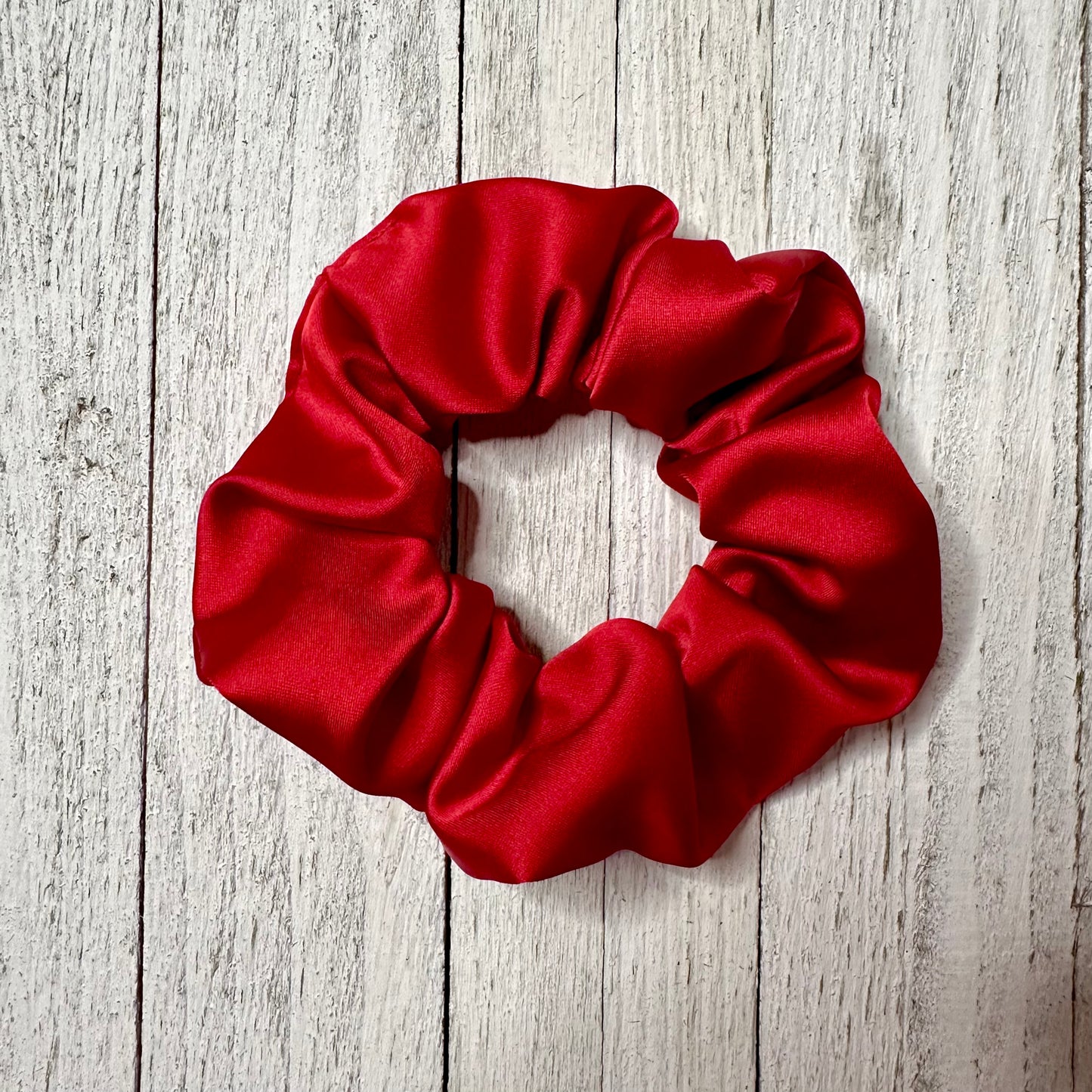 Chouchou rouge en satin