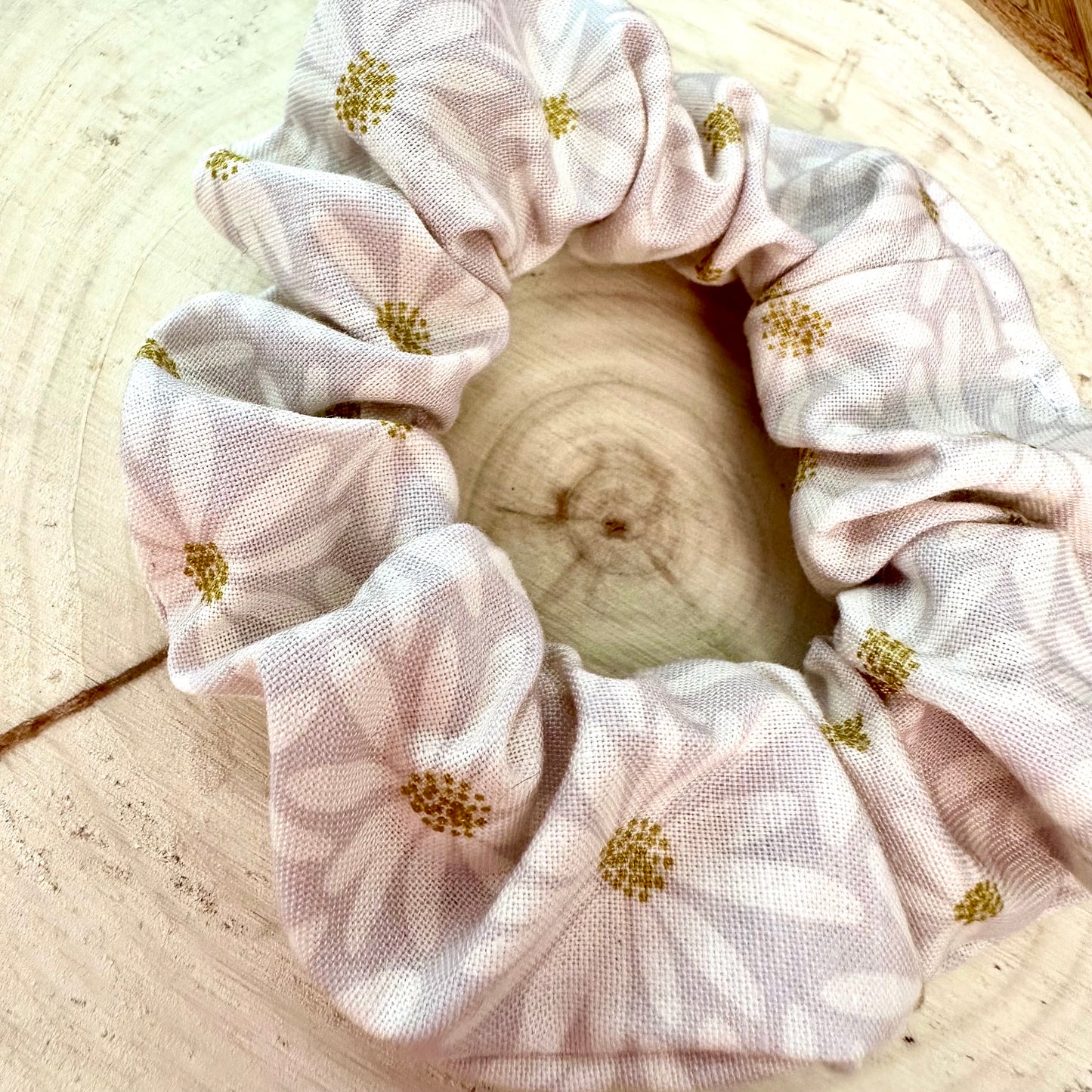 Grey scrunchie with big white flowers