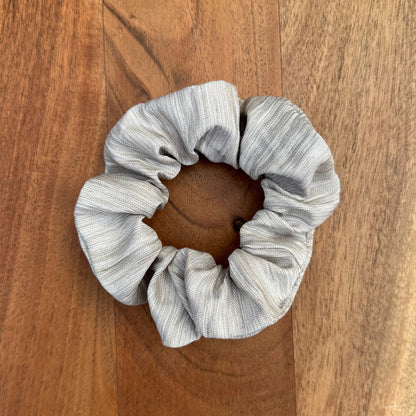 Beige-silver gray scrunchie - ♻️