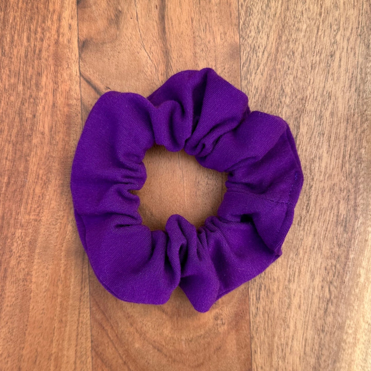 Purple scrunchie - ♻️