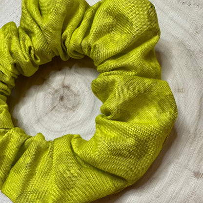 Yellow/green scrunchie with skulls