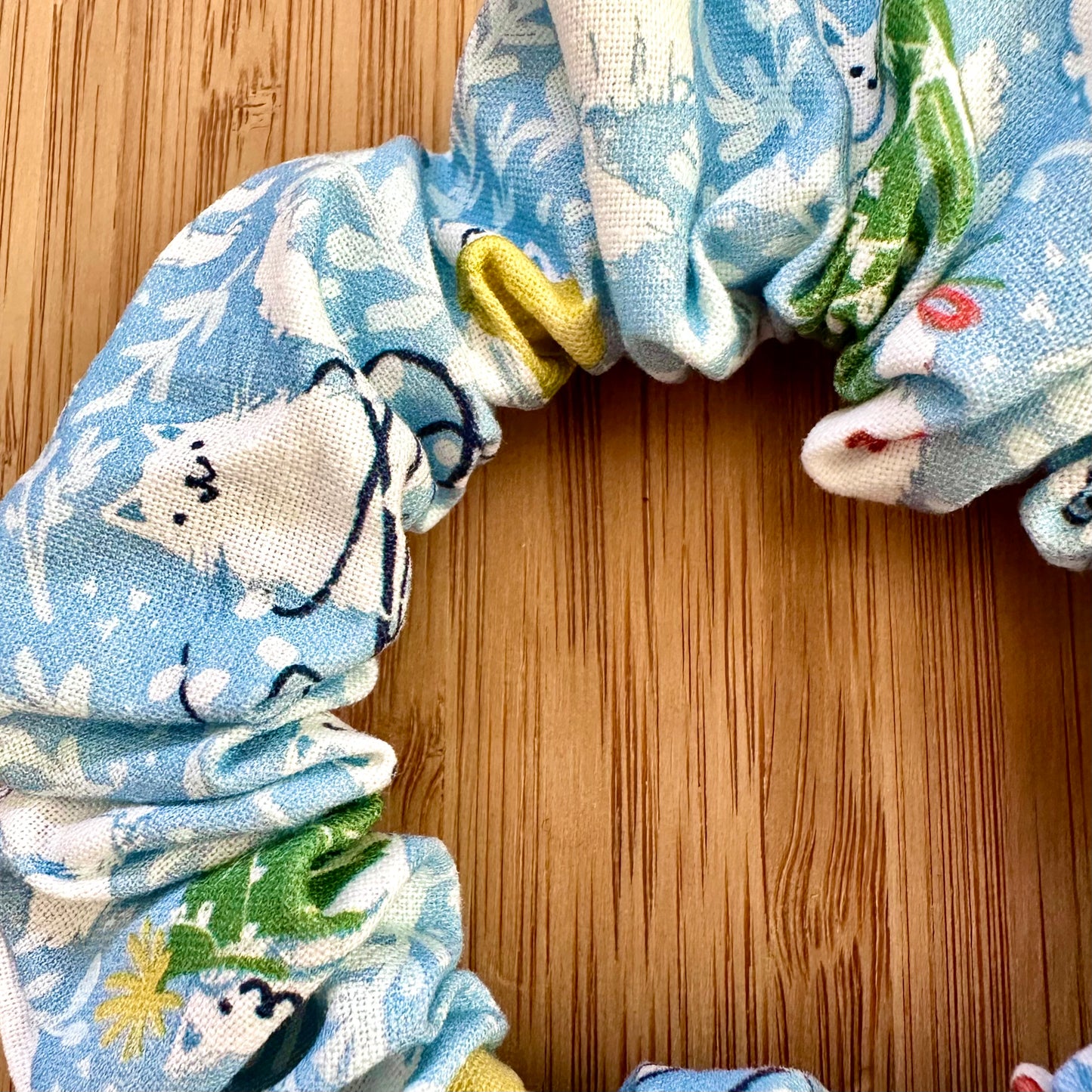 Light blue scrunchie with Christmas cats