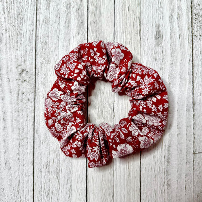 Red and white floral scrunchie